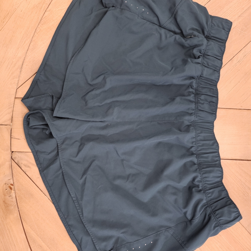 Old Navy Active Quick Dry Shorts - Dark Green